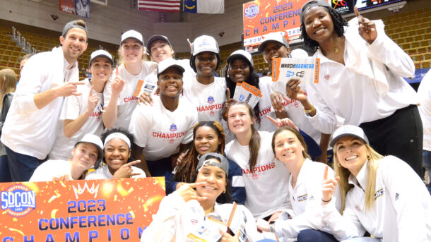 Photo courtesy of Laura O’Dell/GoMocs.com