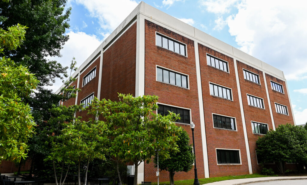Fall Utc Department of Chemistry and Physics concludes its Fall Seminar series ...