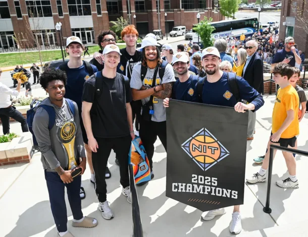 Mocs men’s basketball team returns to McKenzie Arena.
