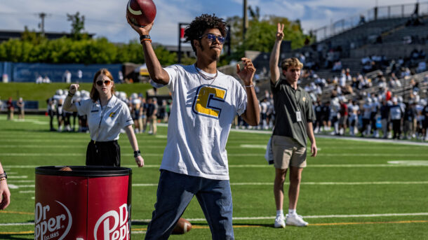 Photo courtesy of Ray Soldano/GoMocs.com