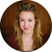 Amanda Ellis headshot