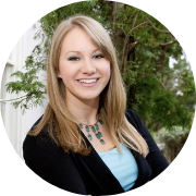 Kelsey Hampton headshot