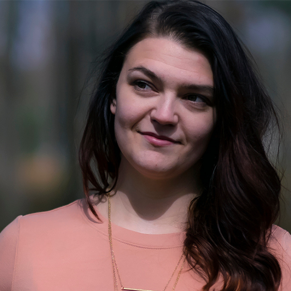 Kayla Brown headshot