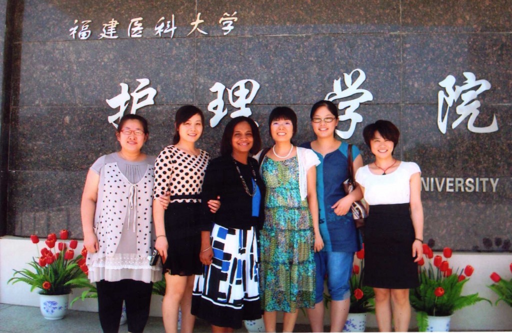 Dr. Martina Harris (center)