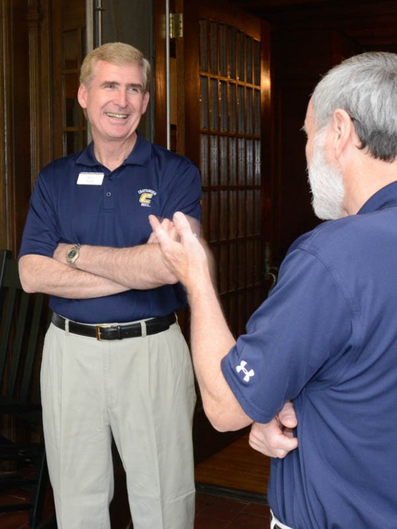 chancellors-roundtable-picnic-2014-011