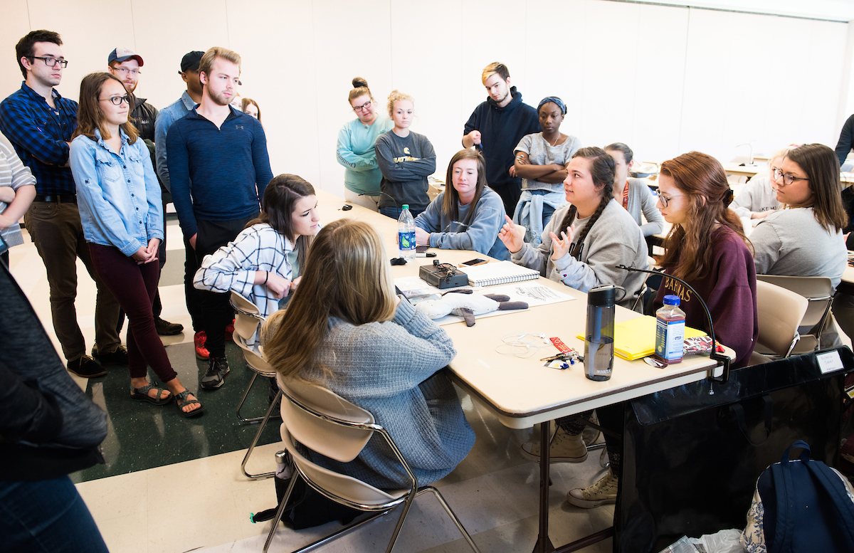 Art and science students meet Friday, March, 23, 2018 to share their research progress to date in preparation for their joint presentation on April 20th at the Apothecary.