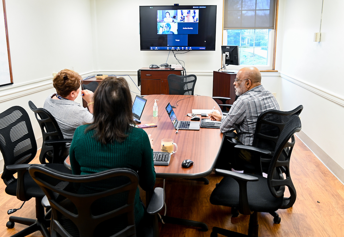 Some faculty are taking online tutorials so they can learn how to teach students in an online setting.