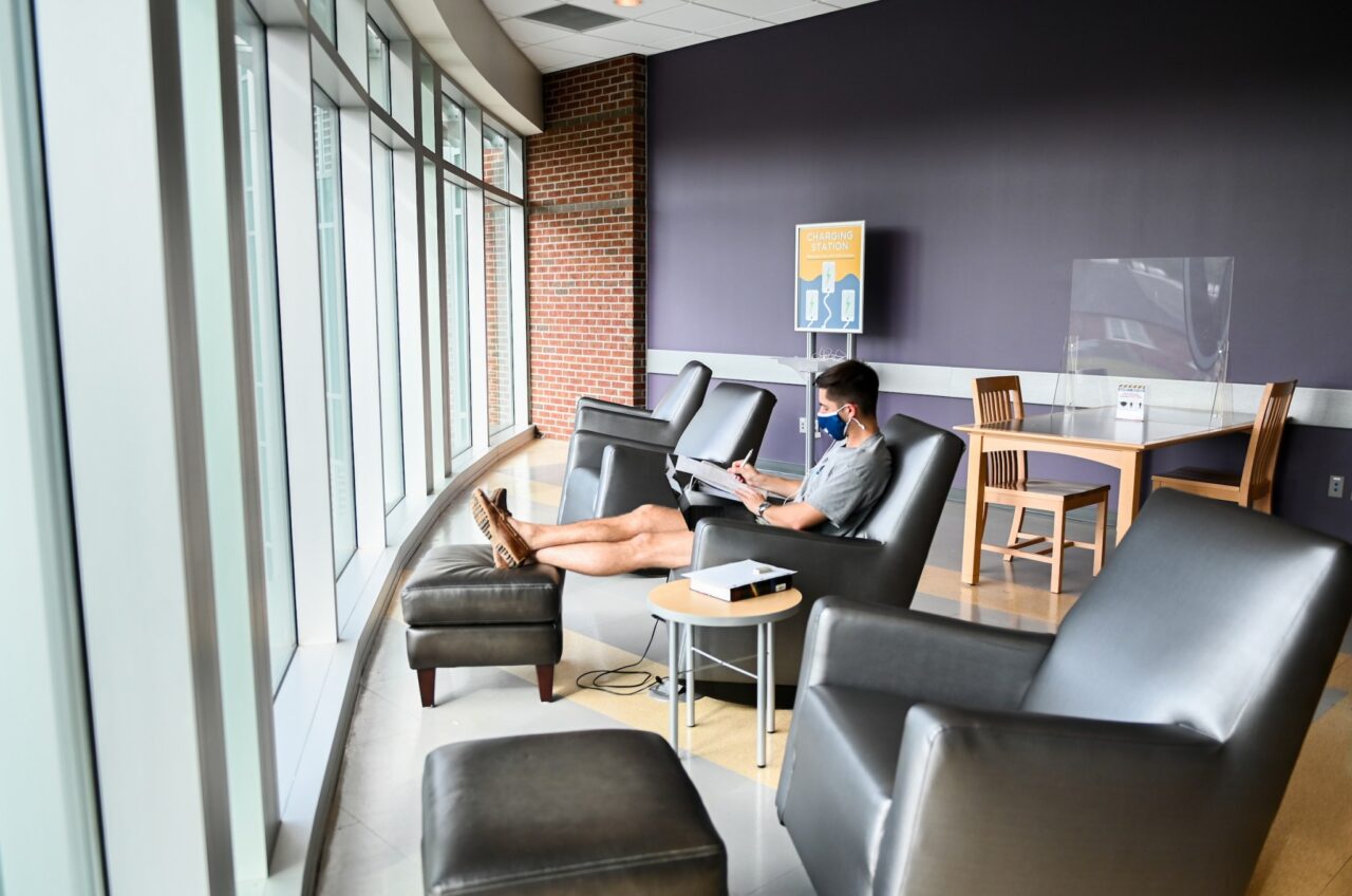 Wearing masks, many students used the UTC library for studying.