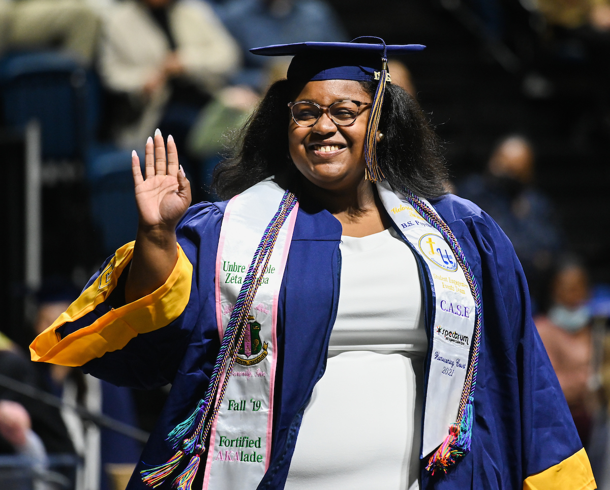 Undergraduate Commencement Fall 2021