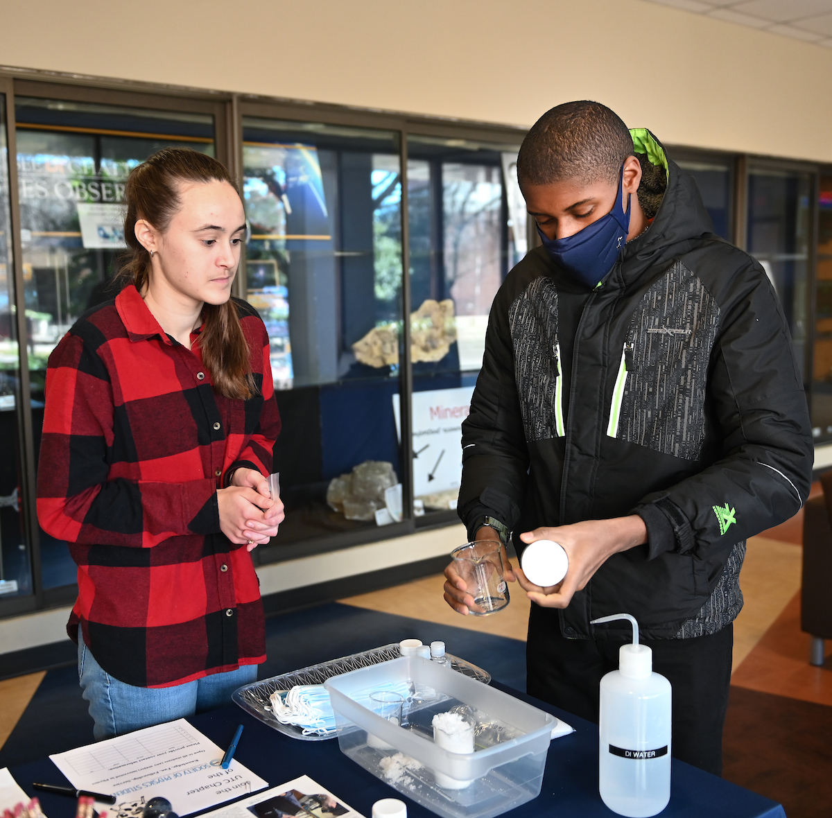 Students participate during Winter Welcome's Science of Sugar and Snow.