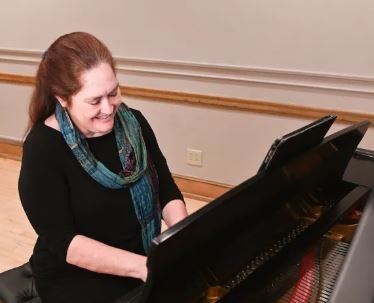 Martha Summa-Chadwick at the piano