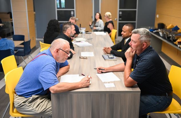 The seven-day VEP boot camp consists of classes and workshops to help military veterans run their own businesses.