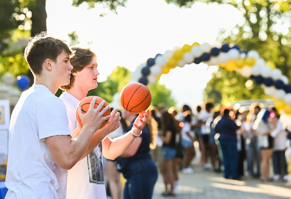 Mocs Under the Big Top, Thursday, Aug. 18, 2022