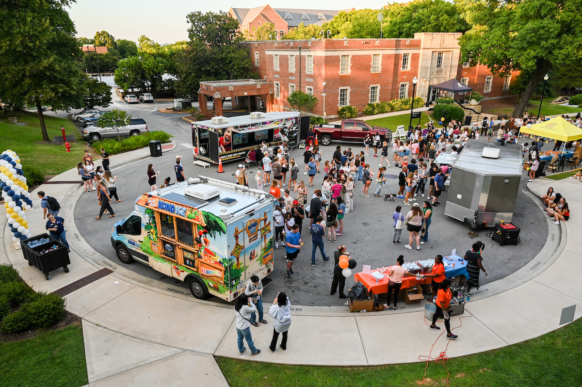 Mocs Under the Big Top, Thursday, Aug. 18, 2022