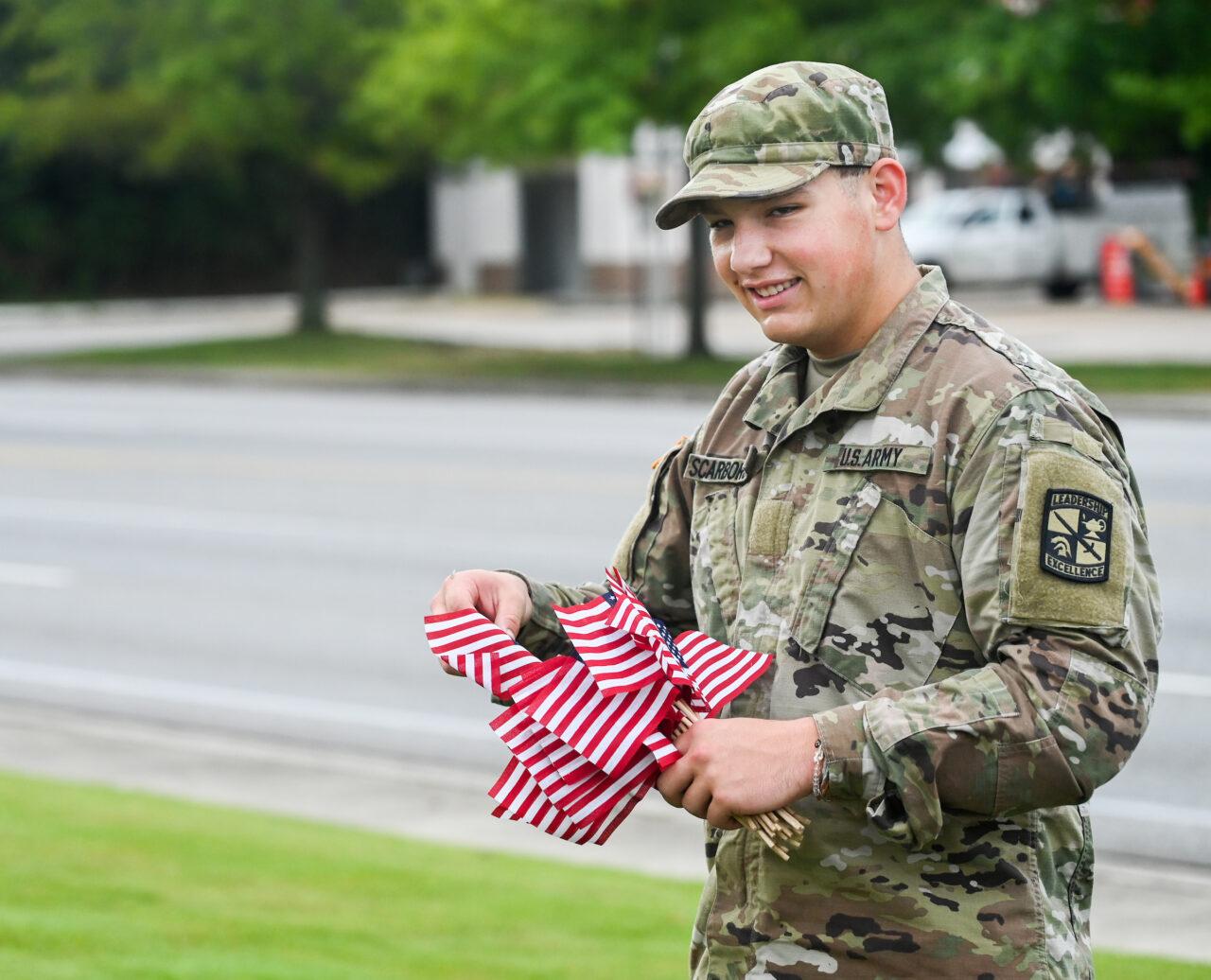 University of Tennessee at Chattanooga ROTC members place 2000 flags in front of Lane Funeral Home on Ashland Terrace, Wednesday, Sept. 7, 2022 in honor of 9/11.