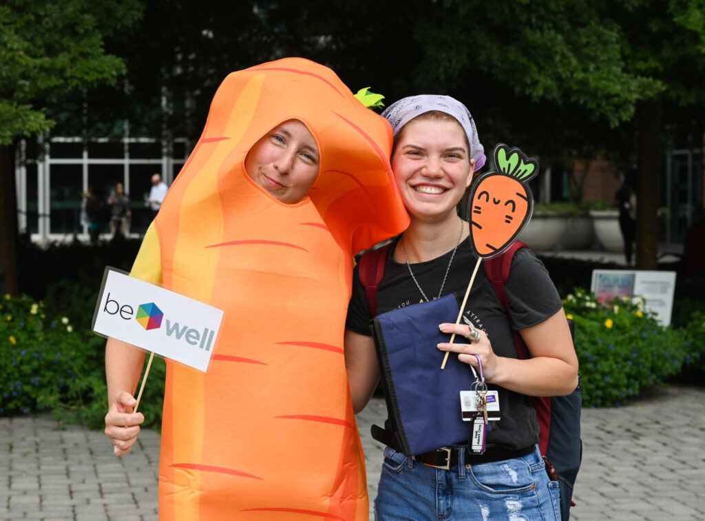 Katherine Hewitt, left, and UTC student Jayda Fowler at Be Well's Take Carrot of Yourself event.