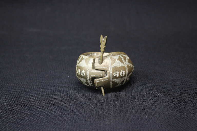 African manillas are generally accepted to be open bracelets in various sizes and traded as currency from the late 15th to the early 20th centuries. Their circulation was mainly within West Africa and, in particular, in Southeastern Nigeria.