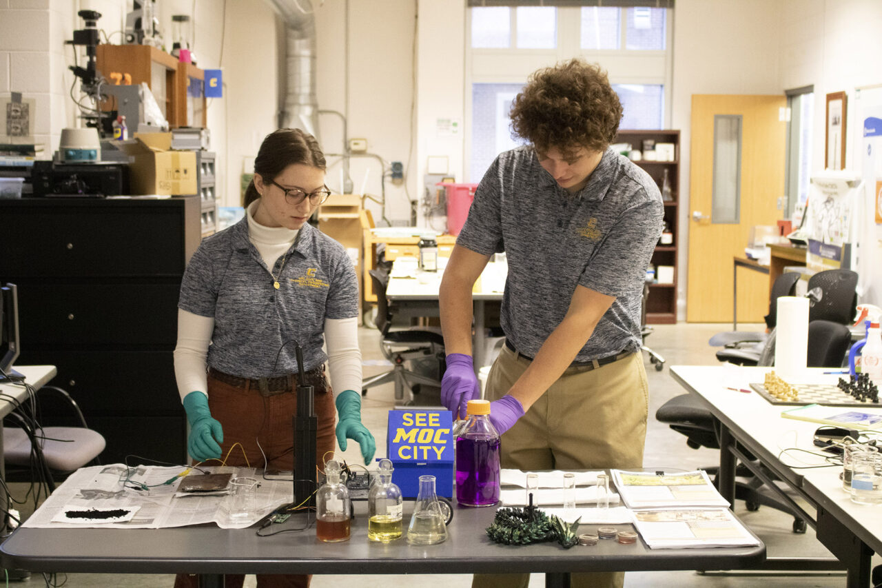 The UTC College of Engineering and Computer Science hosted "A Day in the Life" for prospective students. Photo credit: CECS.