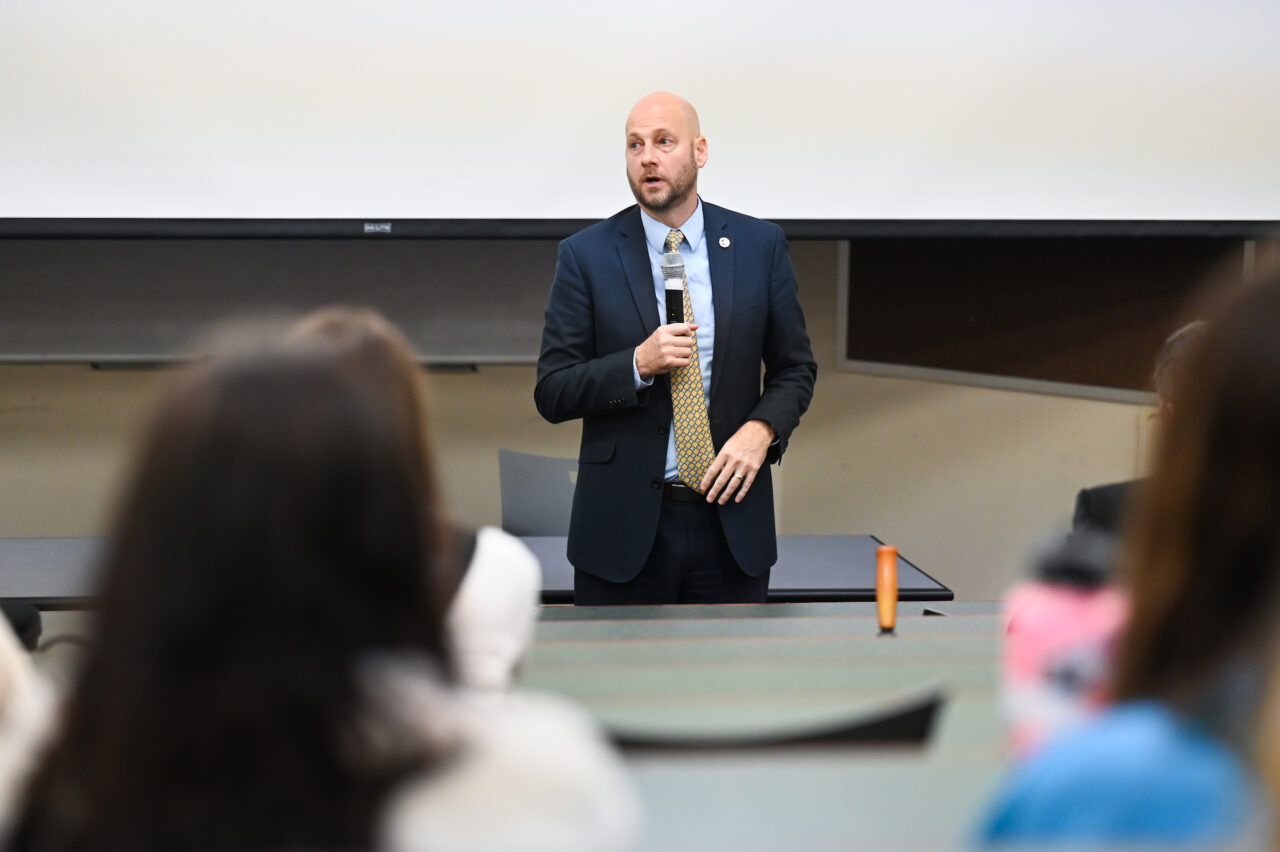 Tennessee Department of Intellectual and Developmental Disabilities Commissioner Brad Turner speaks Tuesday, Jan. 31, to education, social work and psychology students in the Raccoon Room of the University Center. Photo by Angela Foster.