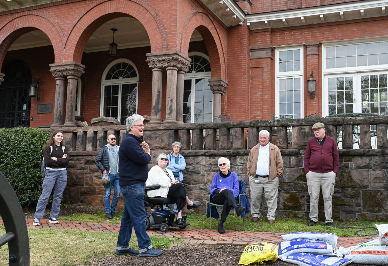 UTC Arbor Day celebration, Friday, March 31, 2023 in front of the Patten House. Hill Craddock, professor Students Nick Funk, green Zach Anderson, blue shirt Anesa Katana, dark shirt