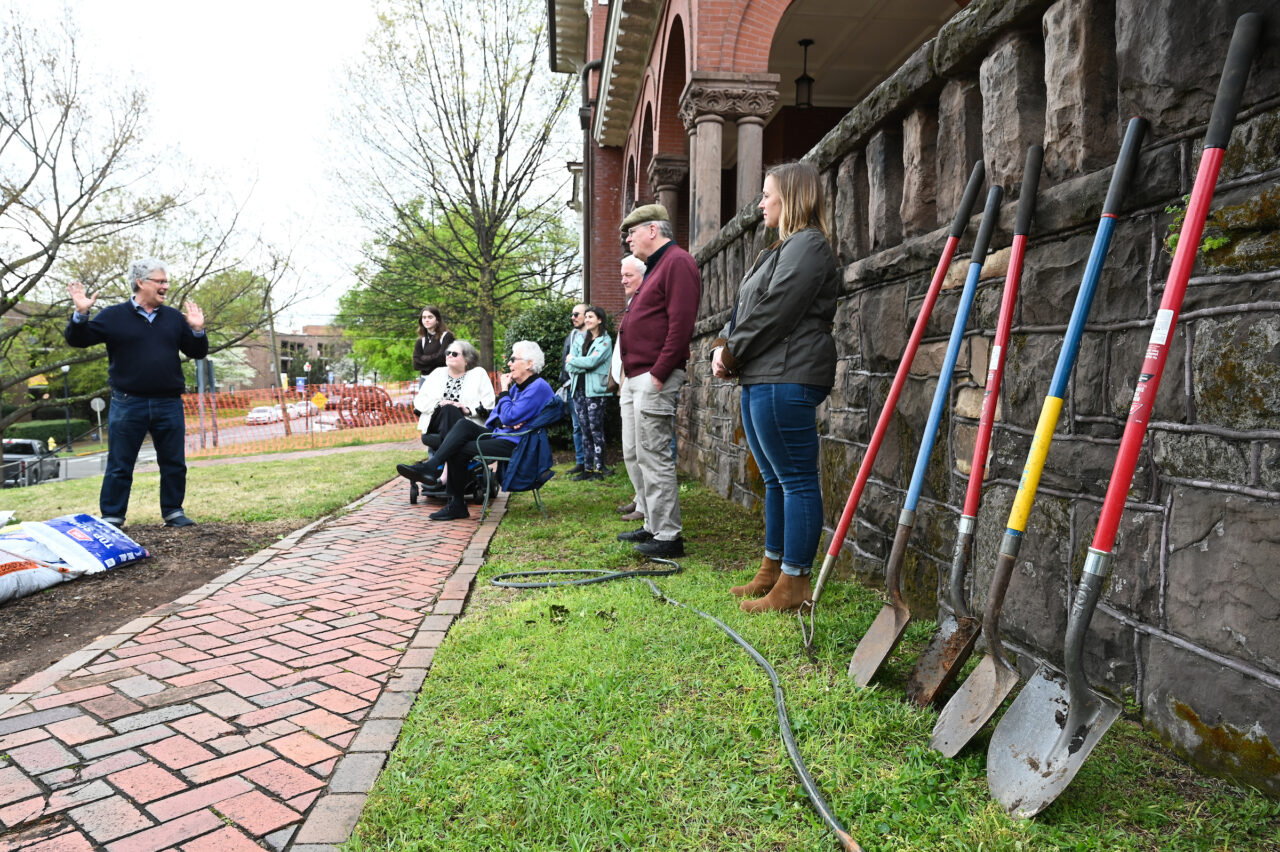 UTC Arbor Day celebration, Friday, March 31, 2023 in front of the Patten House. Hill Craddock, professor Students Nick Funk, green Zach Anderson, blue shirt Anesa Katana, dark shirt
