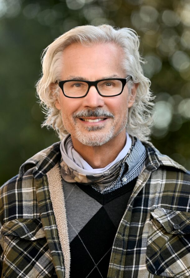 Dr. Mark Schorr