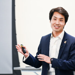 Dr. Tian Li
