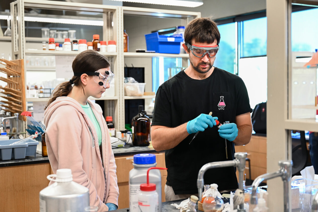 Heritage High School student Vinesah Goodwin works in the Grote Hall chemistry lab with UTC Assistant Professor Jared Pienkos.
