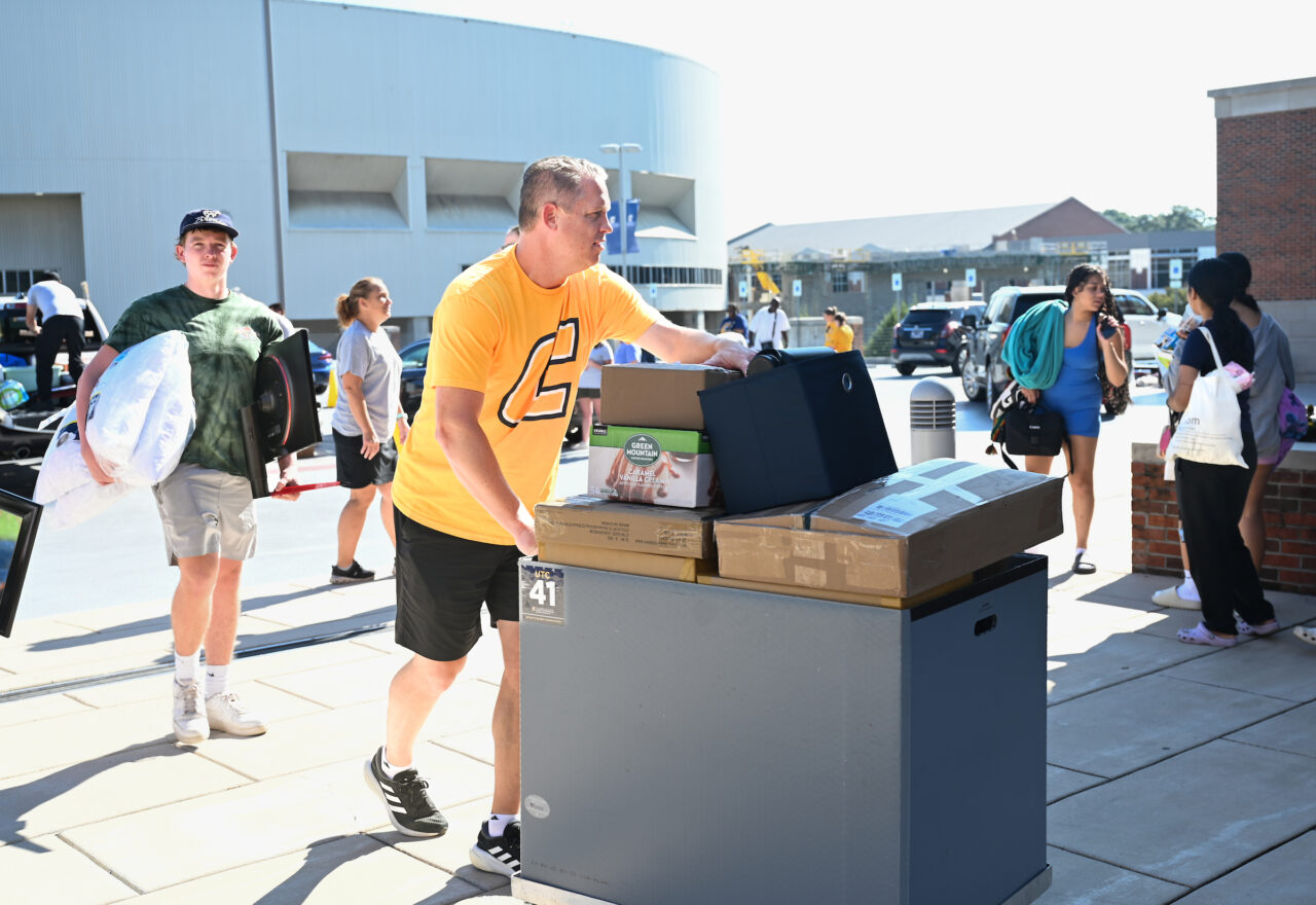 Move In Thursday, Aug. 17, 2023