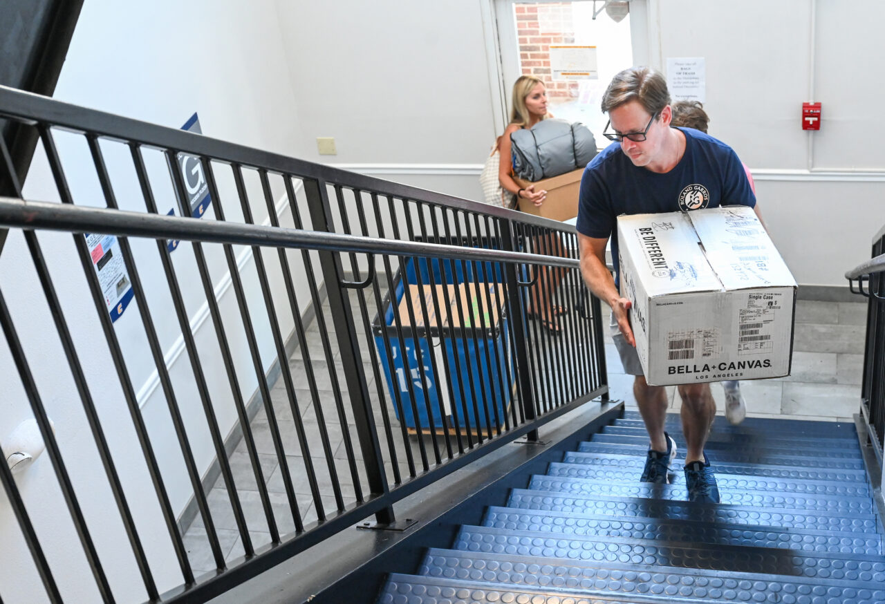 Move In Thursday, Aug. 17, 2023