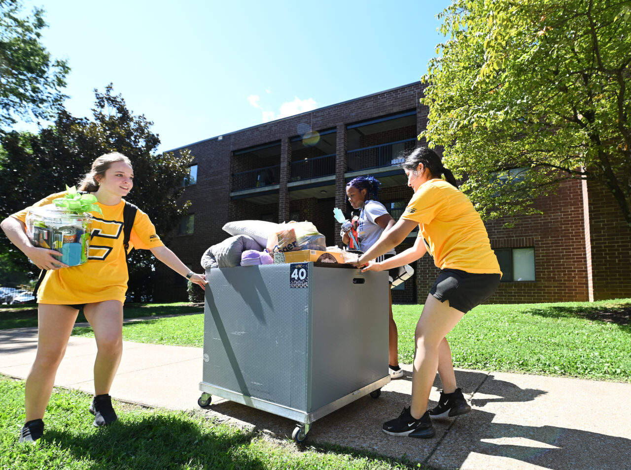 Move In Thursday, Aug. 17, 2023