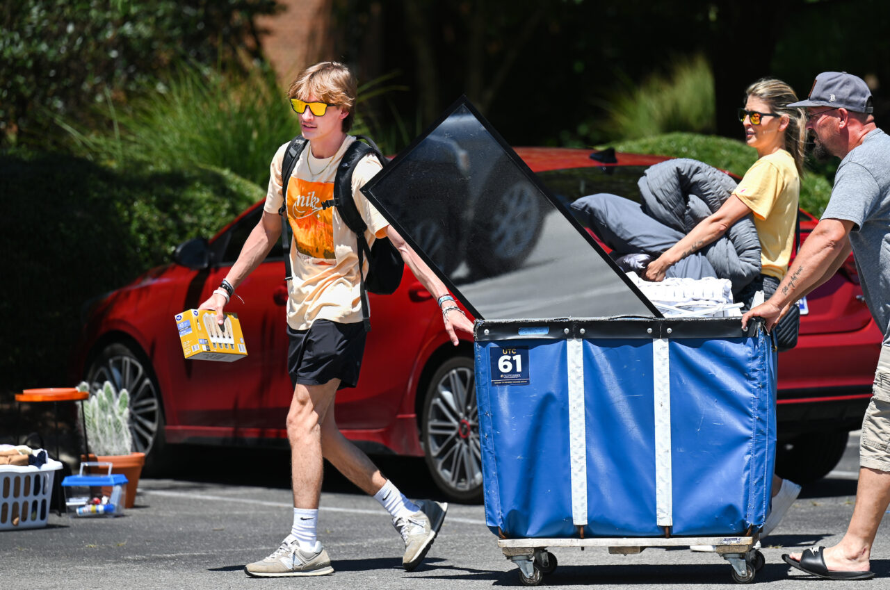 Move In Thursday, Aug. 17, 2023