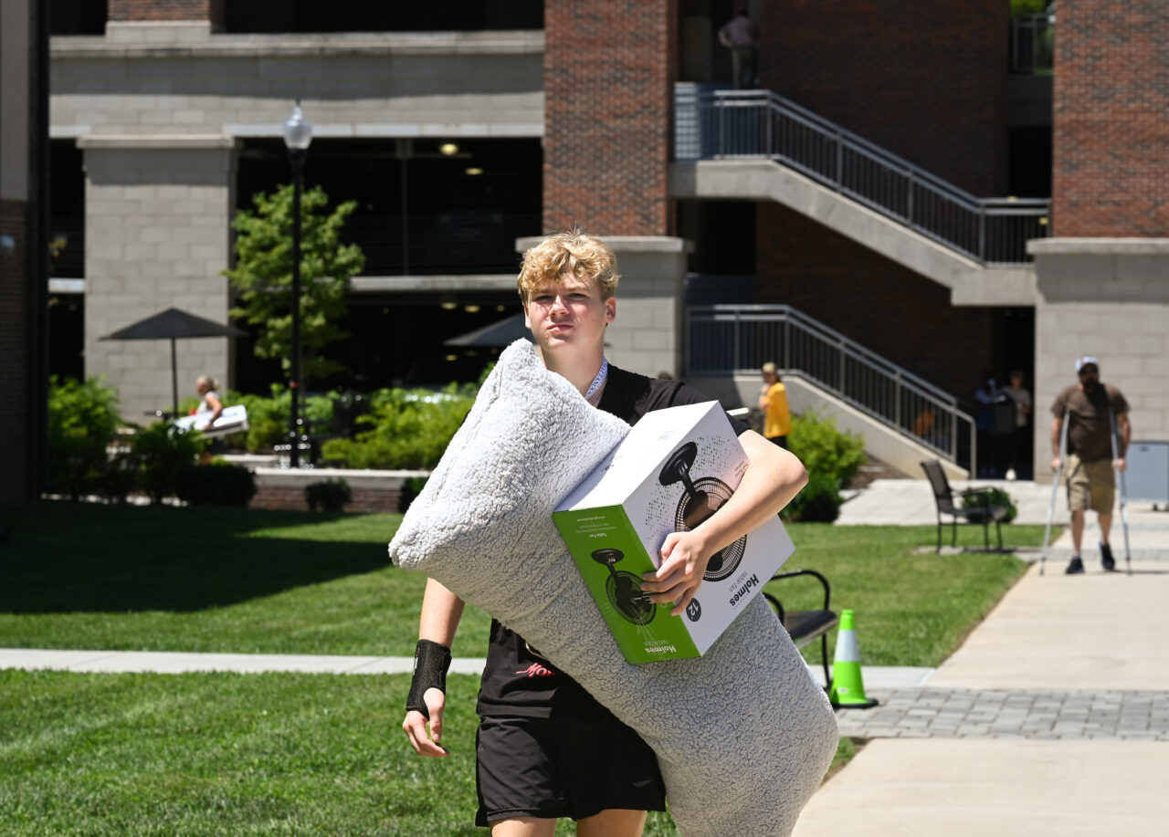 Move In Thursday, Aug. 17, 2023