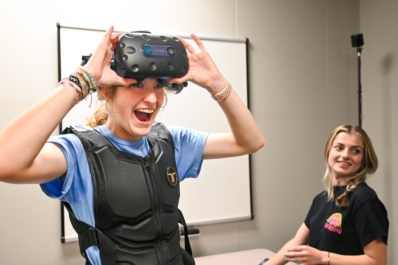 Virtual Reality Research-23