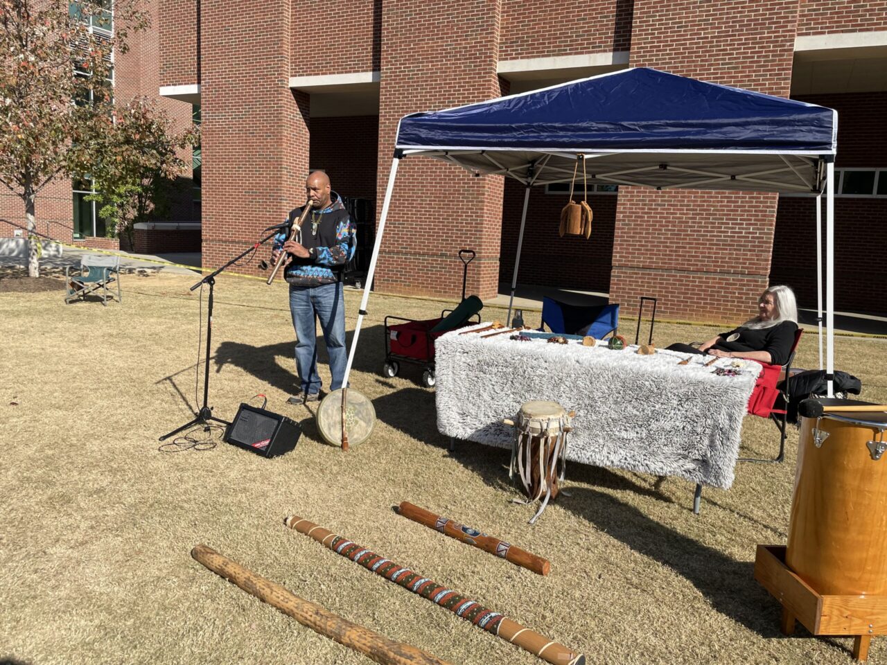 Traditional musician Gaylon Nelson, a visiting artist from Atlanta, offered musical stylings by playing traditional handmade flutes—accompanied by UTC Professor Emeritus Lyn Miles. Photo credit: Rose Lundberg.