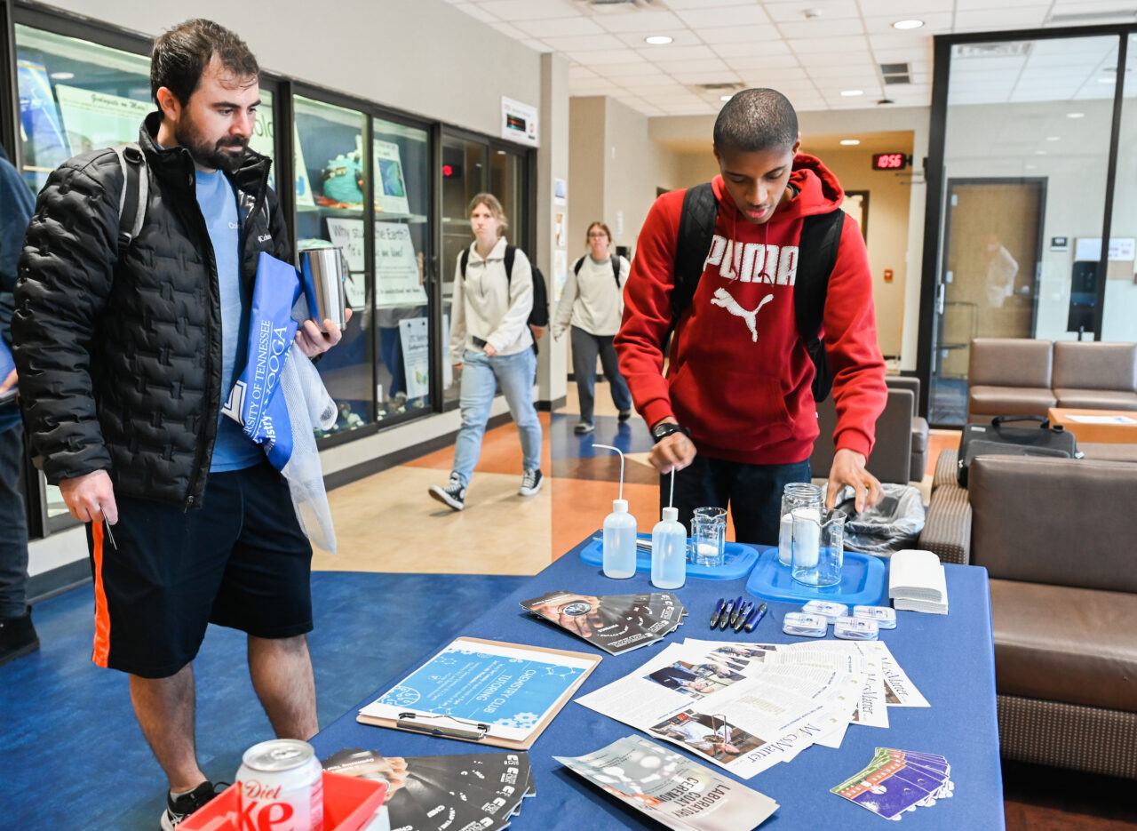 Students attend a January 2023 Winter Welcome Week event called the Science of Sugar and Snow. Photo by Angela Foster.
