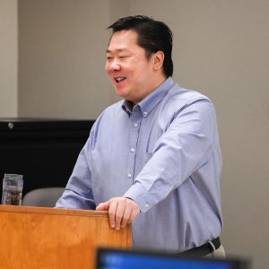 Dr. Chang Phuong