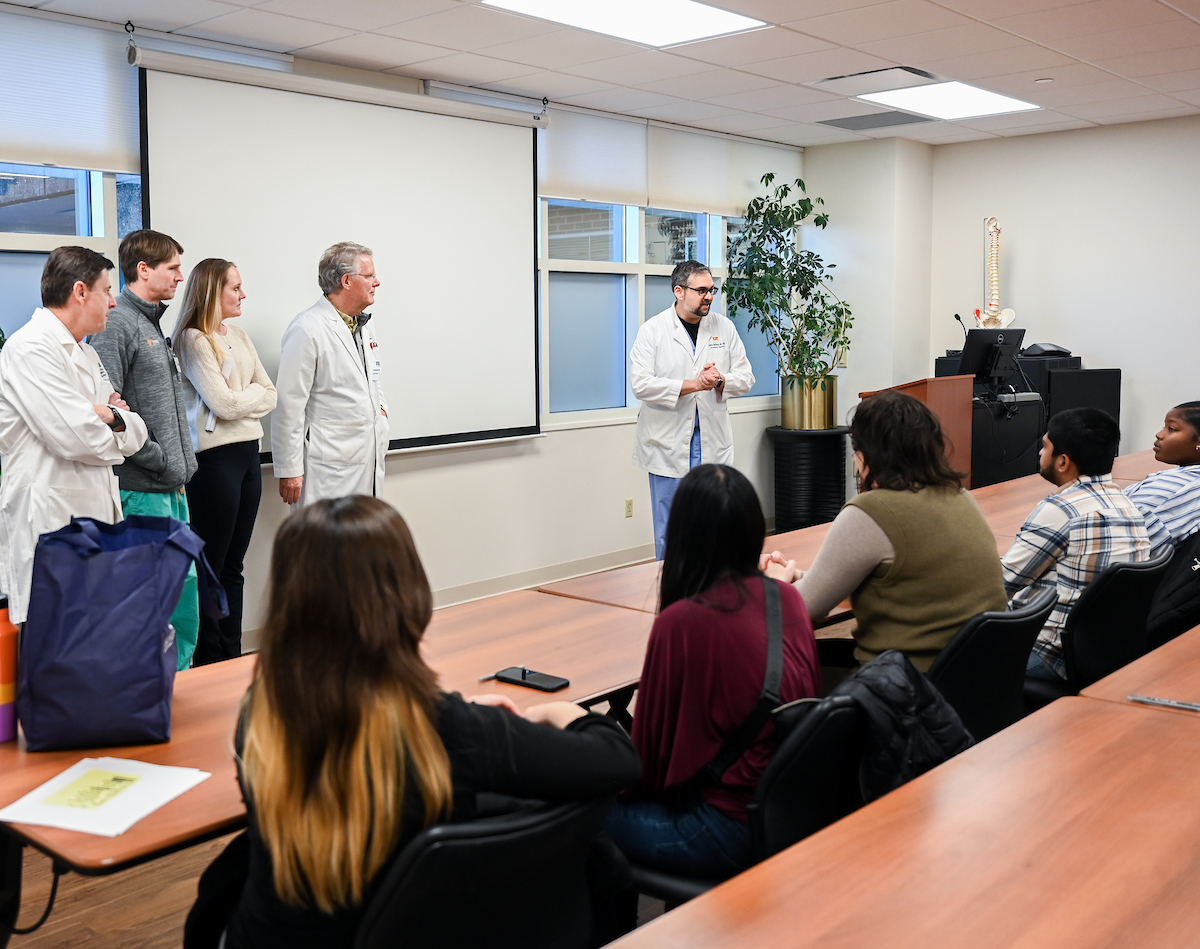 Pre-Med Job Shadow-24-