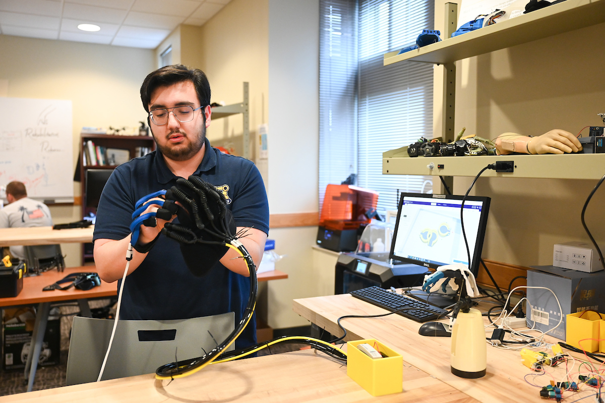 Juan Pena and Erkan Kaplanoglu talk Tuesday, April 2, 2024 about a project that they are working on.