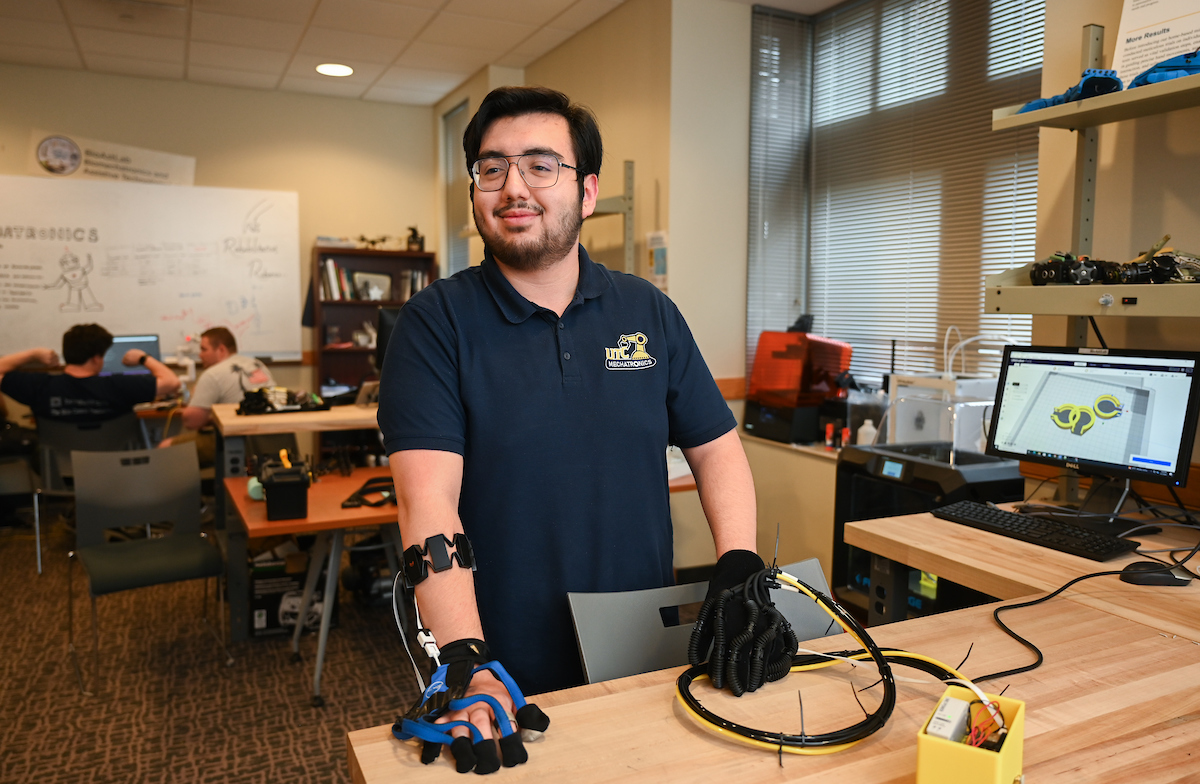 Juan Pena and Erkan Kaplanoglu talk Tuesday, April 2, 2024 about a project that they are working on.