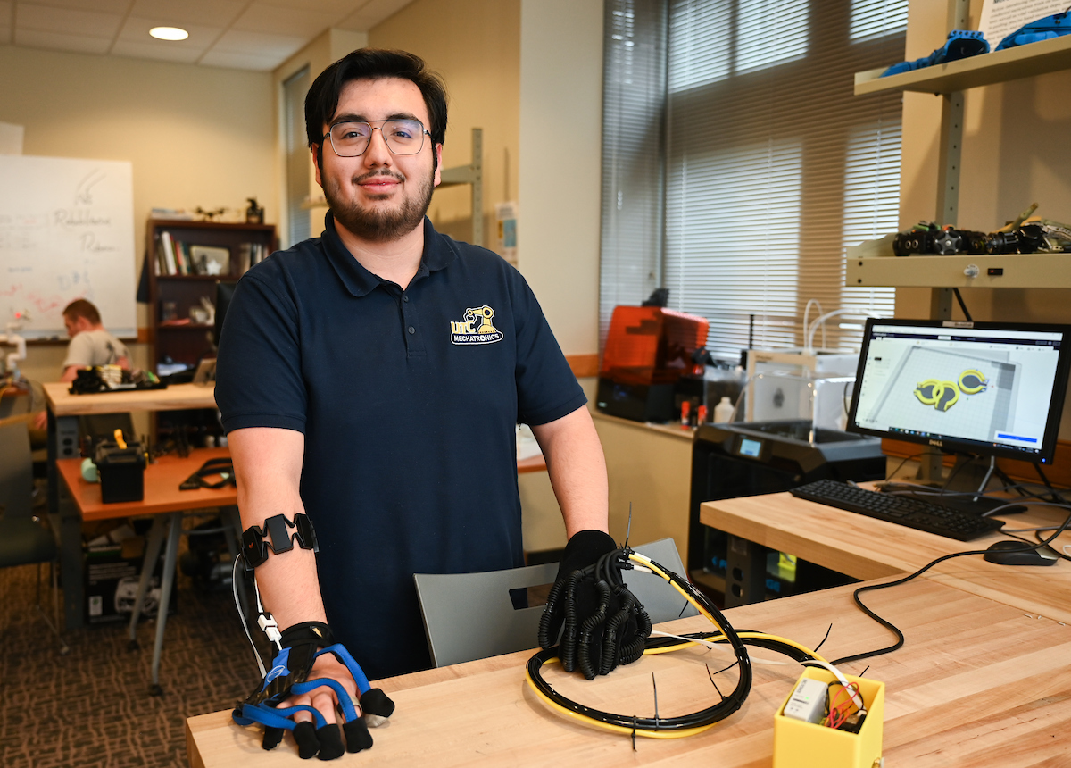 Juan Pena and Erkan Kaplanoglu talk Tuesday, April 2, 2024 about a project that they are working on.