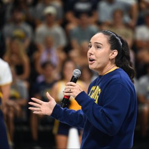 Coach Deandra Schirmer
