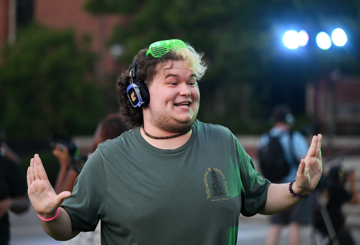 Headphone Disco, Wednesday, Aug. 21, 2024