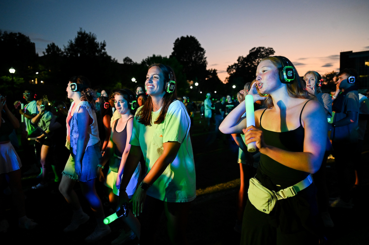 Headphone Disco, Wednesday, Aug. 21, 2024