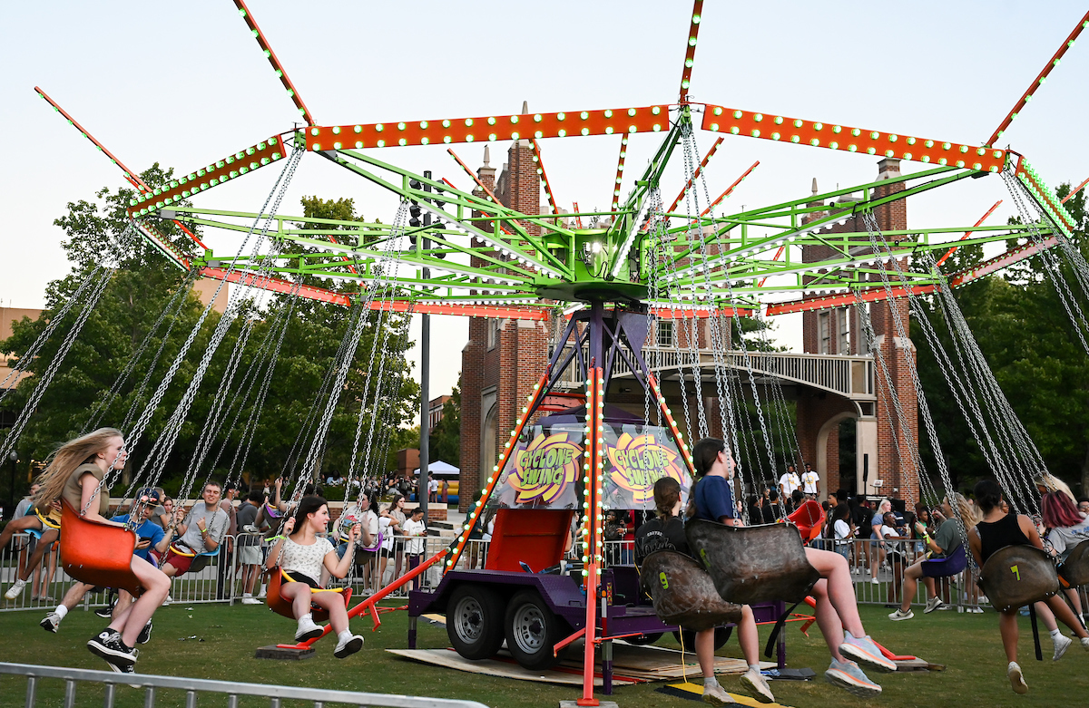Oak Street Roast, Sunday, Aug. 18, 2024 on Chamberlain Field.