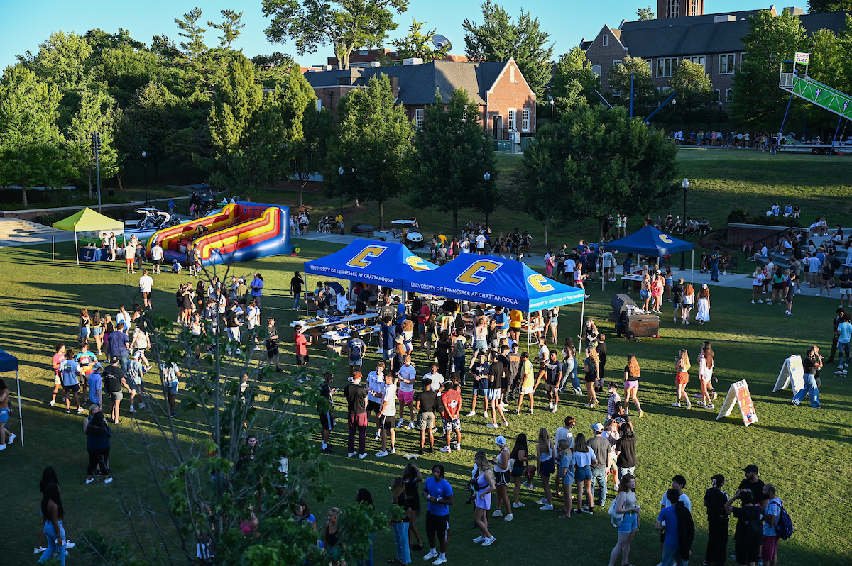 Oak Street Roast, Sunday, Aug. 18, 2024 on Chamberlain Field.