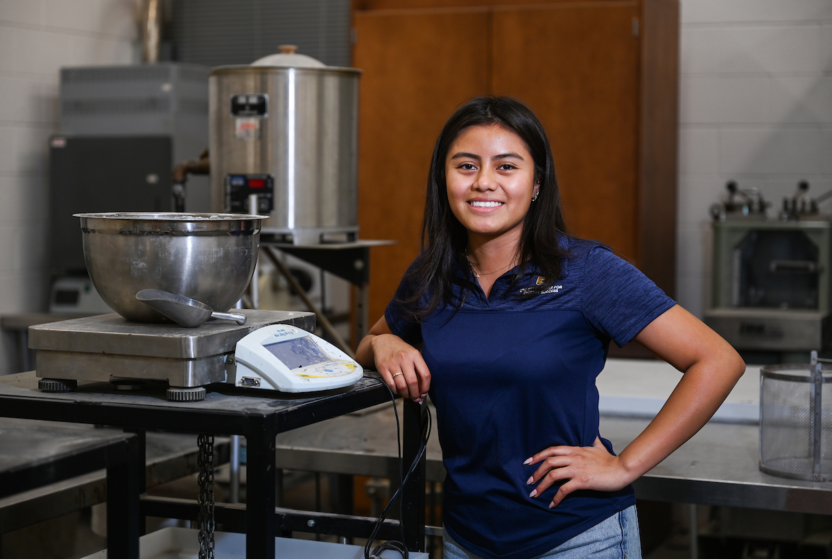 Arly Perez-Morales, shown in the Civil Engineering Materials Laboratory in the College of Engineering and Computer Science, is a junior at the University of Tennessee at Chattanooga. Photo by Angela Foster.