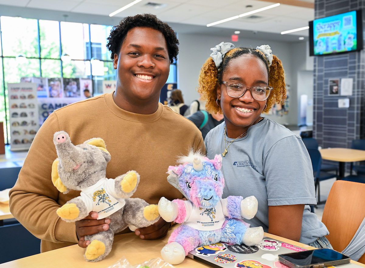 Cakes, Balls and Stuff animals, Tuesday, Oct. 22, 2024