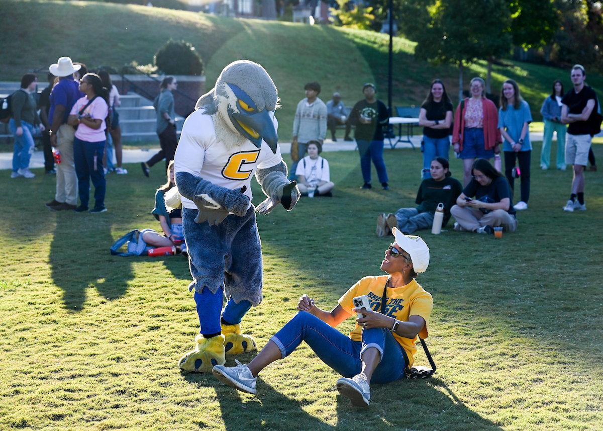 Homecoming kickoff and block party Monday, Oct. 21, 2024