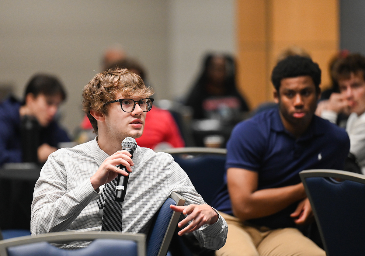 Chandler Mason asks a question after Charlie Brock, CEO of the Chattanooga Quantum Collaborative, spoke Thursday, Oct. 31, 2024 in the Tennessee Room at the University of Tennessee at Chattanooga